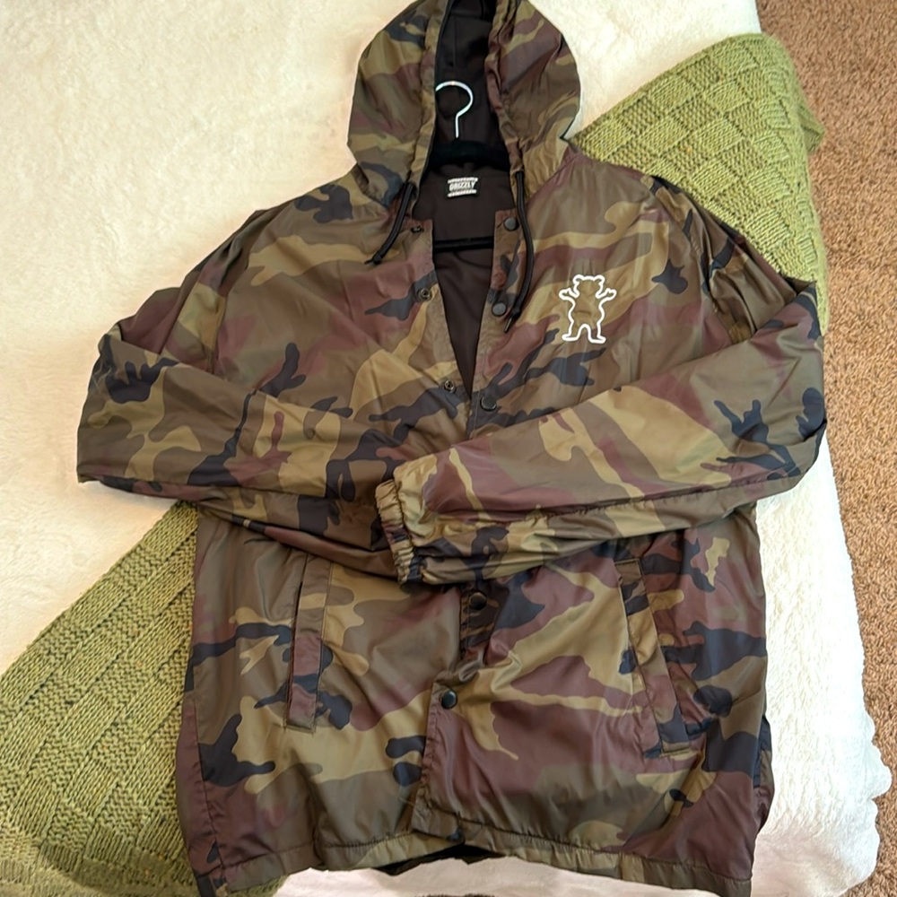 GRIZZLY Windbreaker/ jacket LARGE